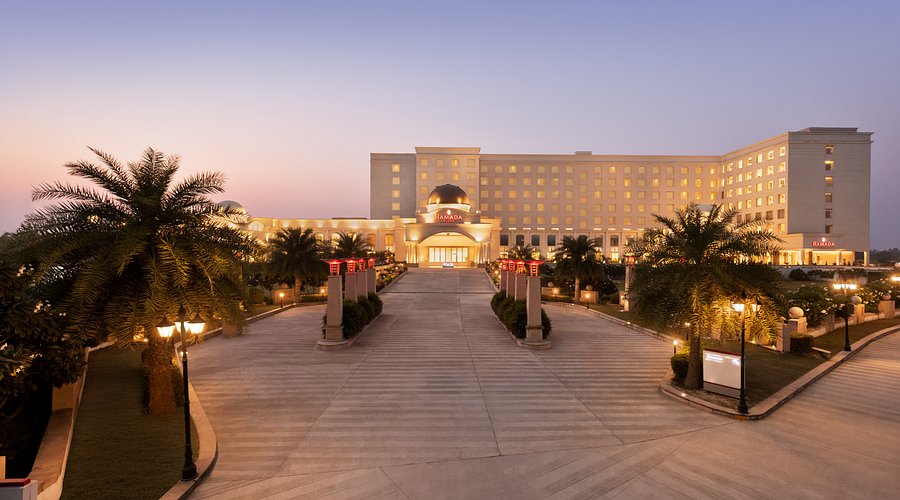 Ramada Plaza, Varanasi
